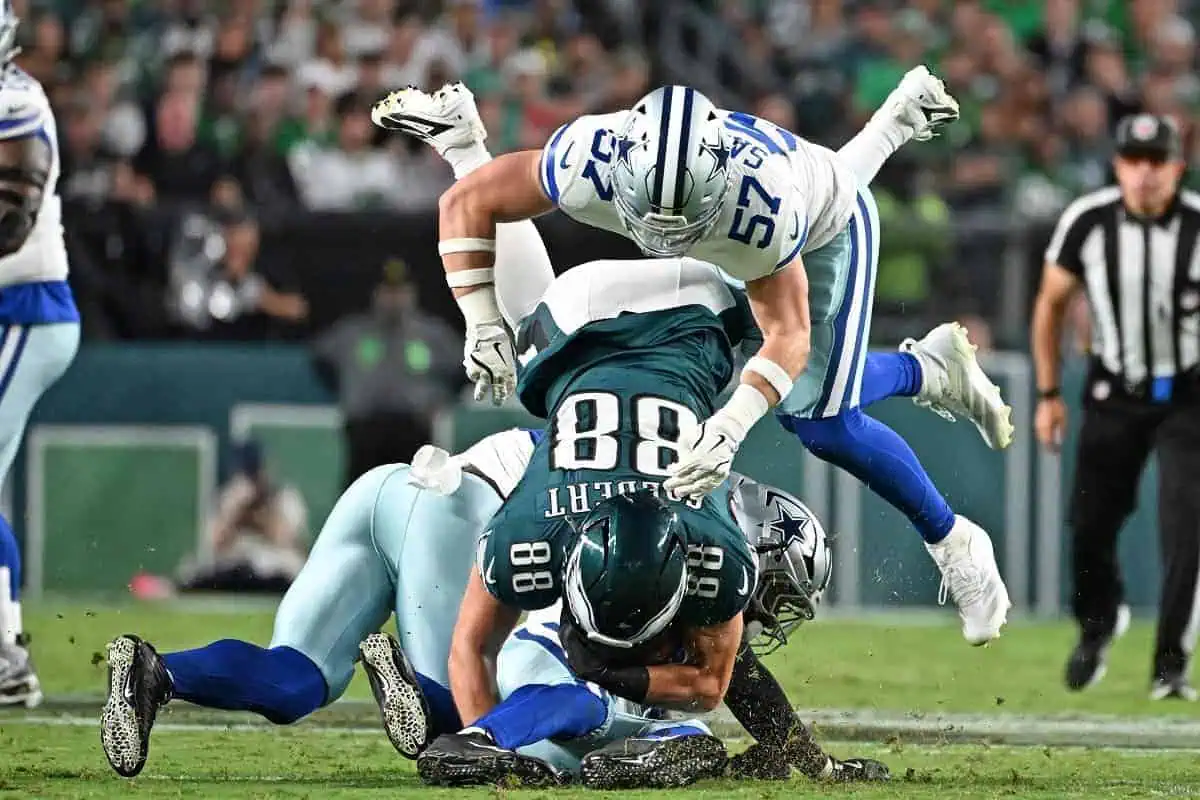 Dallas Goedert gets tackled in Week One game versus the Dallas Cowboys.
