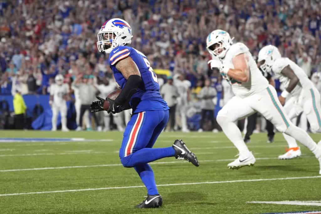 Bills Dominate Dolphins 31-21: Josh Allen and Buffalo Roll to 3-0 Start