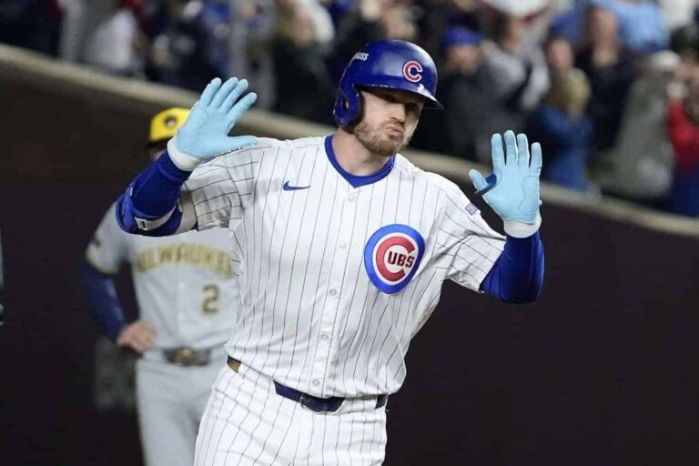 Ian Happ's 3-run homer powered the Chicago Cubs to a Game 4 victory in the NLDS.