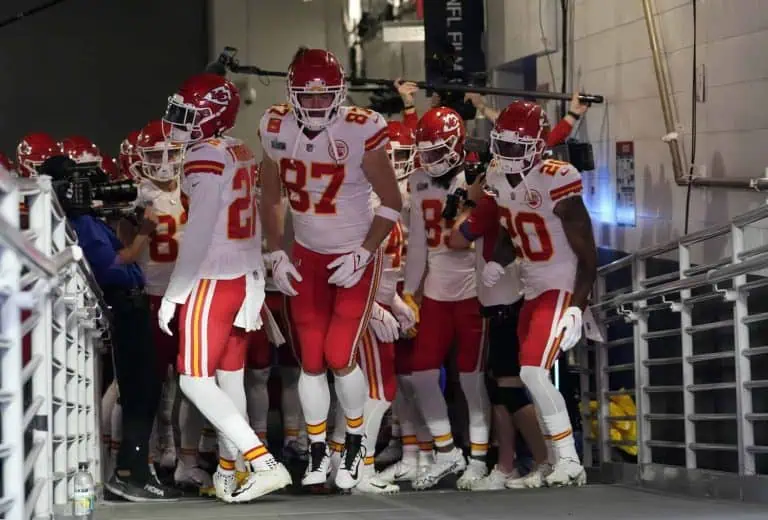 Chiefs Aim to Keep Hot Streak Rolling on Monday Night vs. Commanders