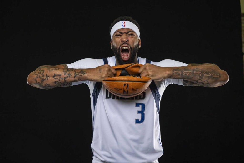 Anthony Davis drawing trade interest; New York Knicks interested