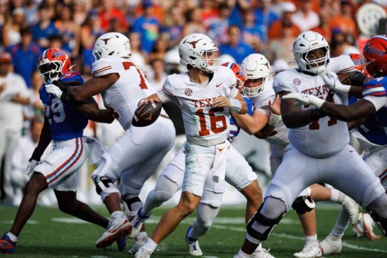 Texas Longhorns QB Arch Manning