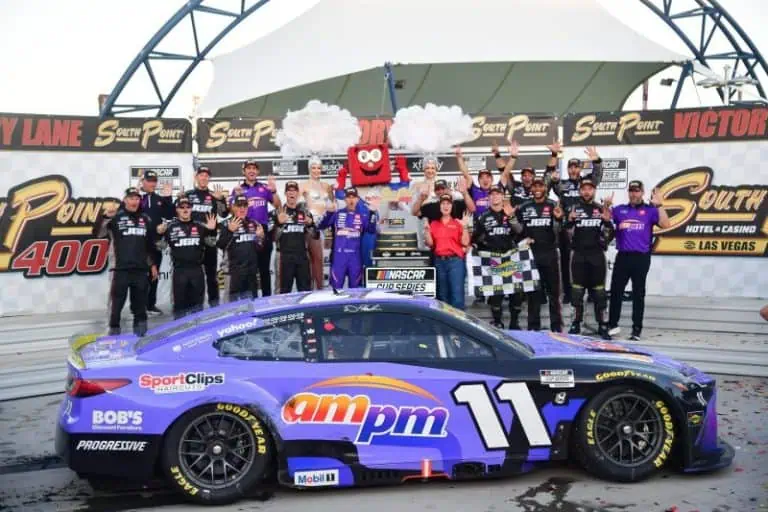 Former NASCAR Driver Kenny Wallace Hails Denny Hamlin as One of the Mentally Toughest Racers Alongside Dale Earnhardt