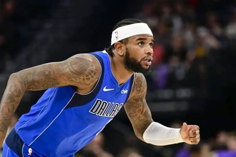 Dallas Mavericks Defeat Utah Jazz In Preseason Tilt