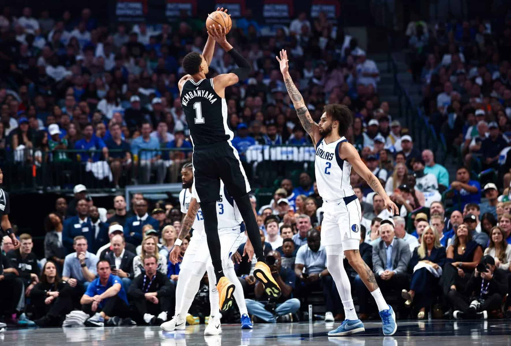 Victor Wembanyama vs Mavs