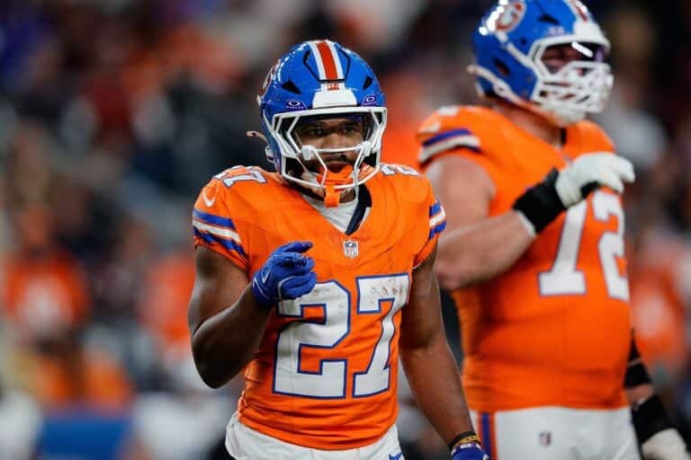 Broncos