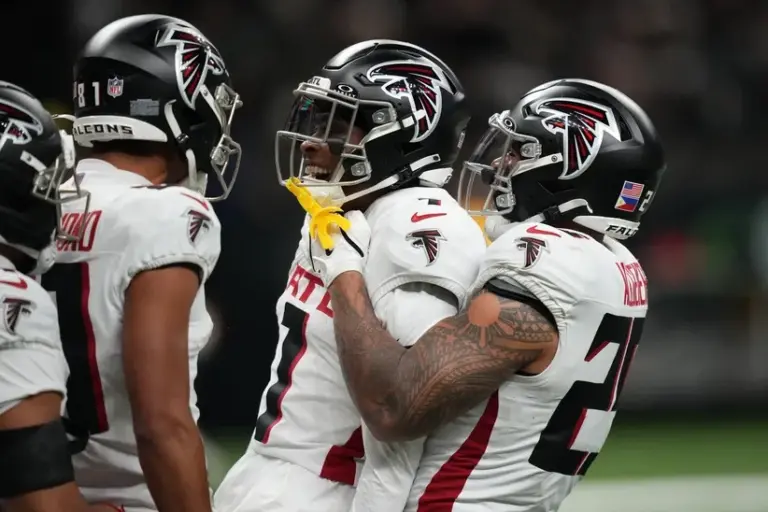 The Atlanta Falcons defeated the New Orleans Saints.