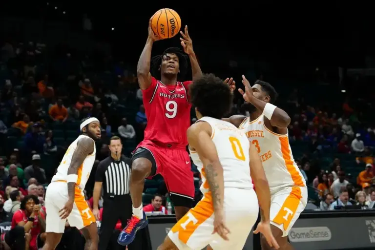 The Tennessee Volunteers dominated Rutgers.