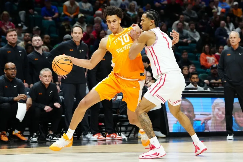 Tennessee Volunteers knocked off Houston.