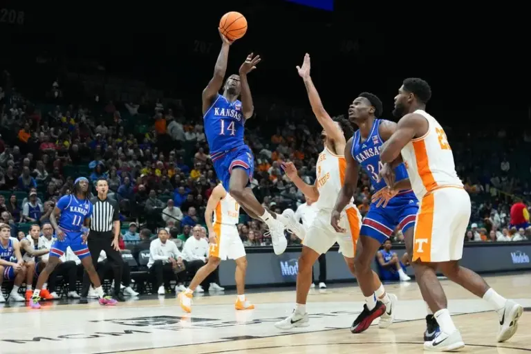 Kansas beat Tennessee