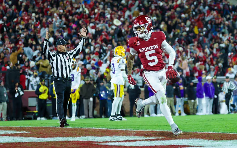 Oklahoma Sooners hold on to beat LSU.