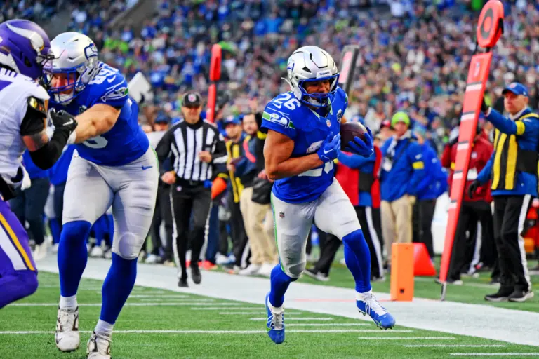 Seattle Seahawks dominate Vikings.