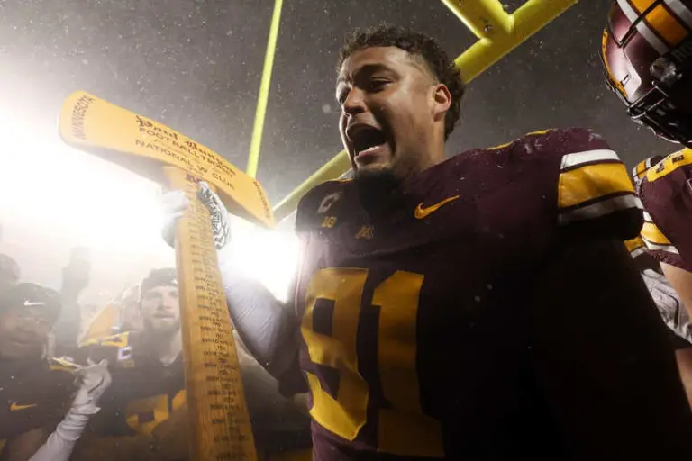 Minnesota beats New Mexico.