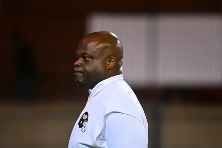 Charles Huff hired at Memphis