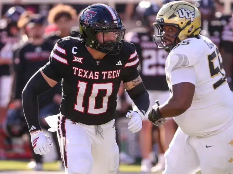 Jacob Rodriguez wins Butkus Award.