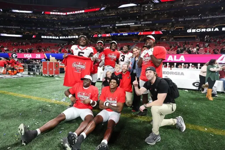 Georgia beats up Alabama in SEC title game.