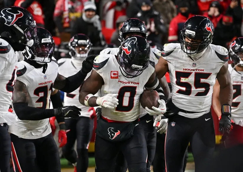 The defense of the Houston Texans are playing historically well.