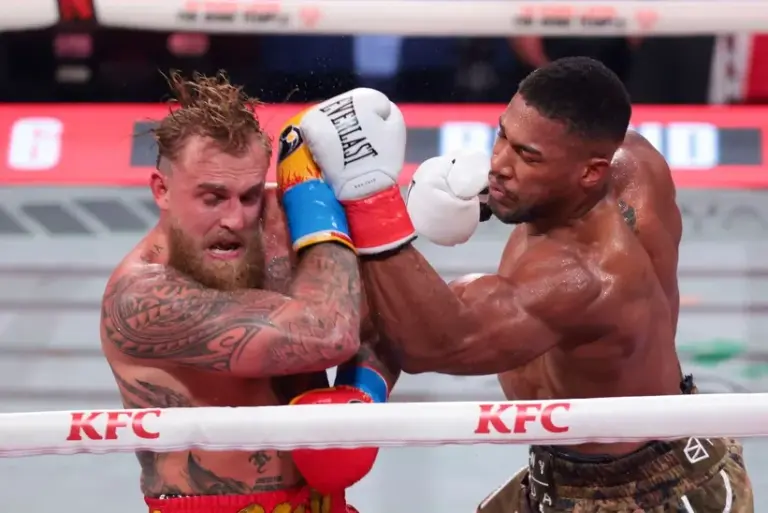Jake Paul injured against Anthony Joshua.