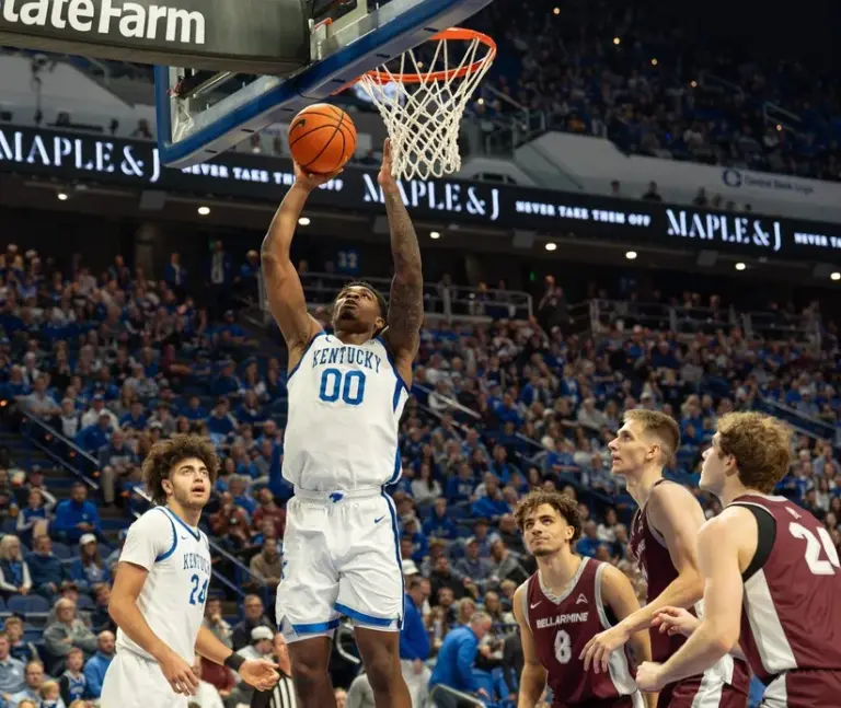 Kentucky Wildcats beat Bellarmine Knights.