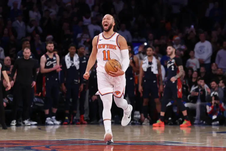 Knicks beat Cavaliers.