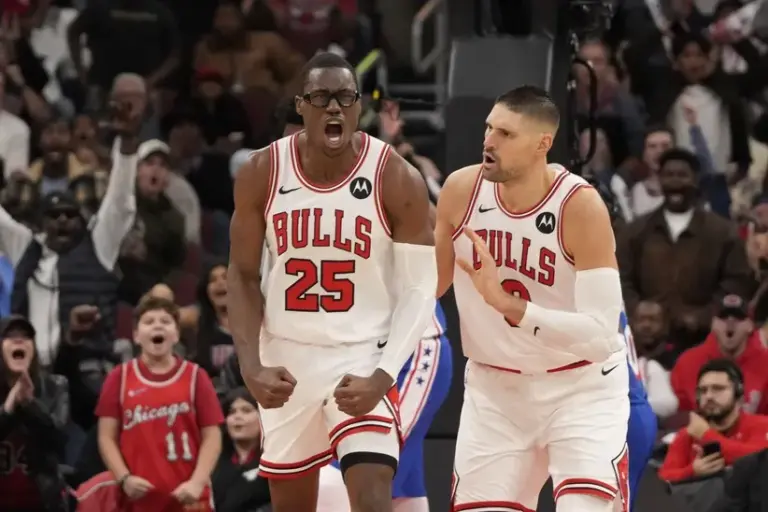 Bulls beat 76ers.