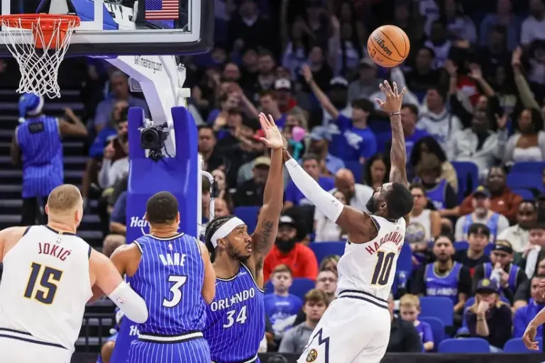 Nuggets lose to Magic.