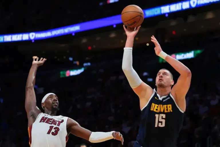 Miami Heat beat Denver Nuggets.