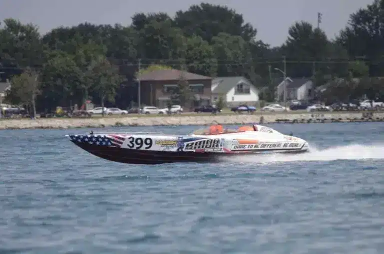 IHRA; Thomassie; Powerboats race during the 31st St. Clair River Classic in St. Clair on Sunday, July 27, 2025.