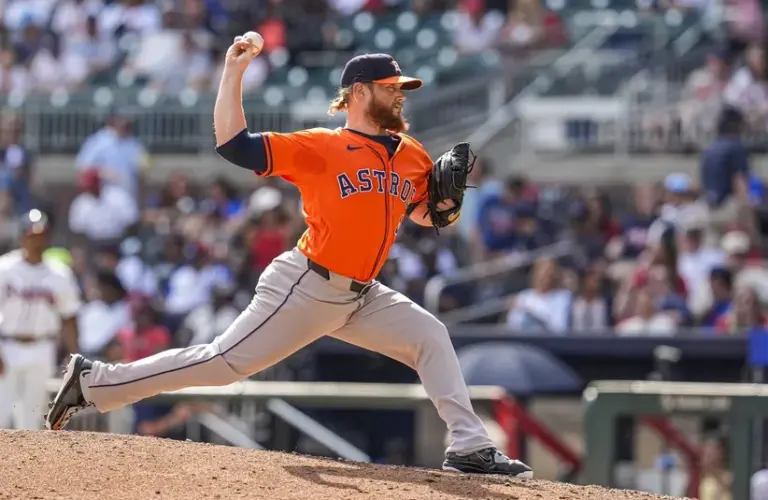 Houston Astros relief pitcher Craig Kimbrel (46) pitches against the Atlanta Braves during the seventh inning at Truist Park