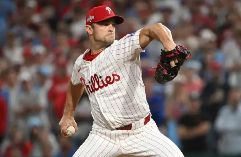 Philadelphia Phillies pitcher David Robertson (30) throws a pitch during the seventh inning against the Los Angeles Dodgers during game one of the NLDS round for the 2025 MLB playoffs at Citizens Bank Park