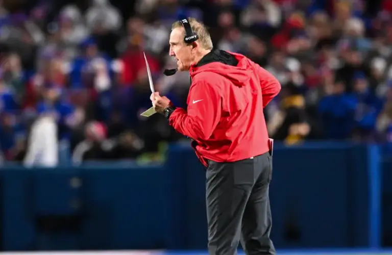 Chiefs defensive coordinator Steve Spagnuolo.