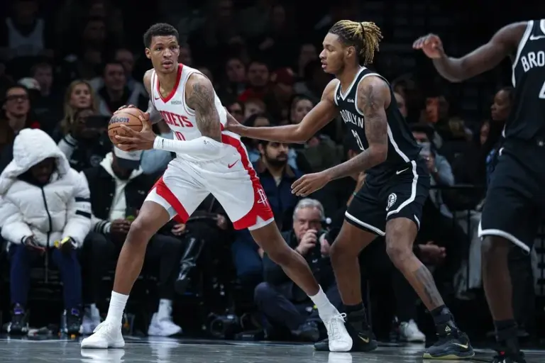 Rockets knock off Nets.