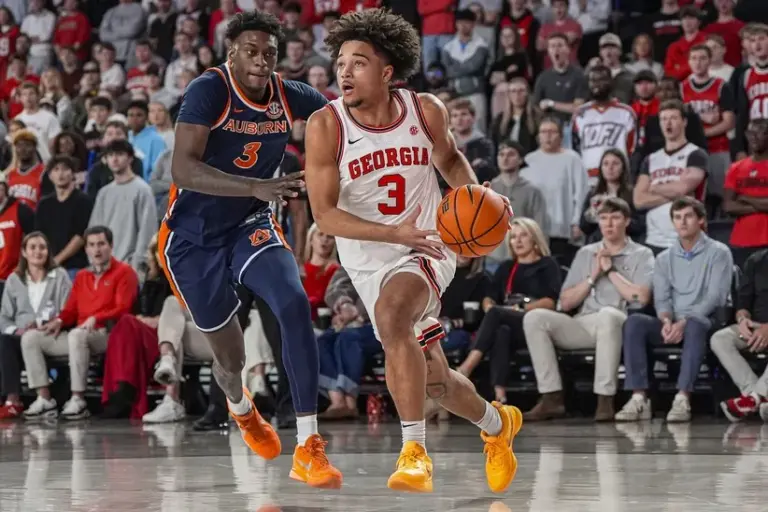 Georgia knocks off Auburn.