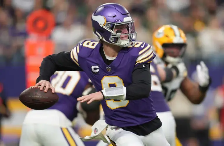 Minnesota Vikings J.J. McCarthy leaves game with a hand injury.