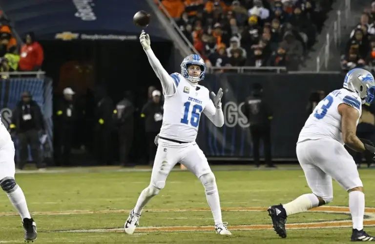 Detroit Lions beat Chicago Bears.