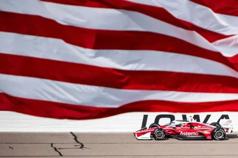 Josef Newgarden (2) goes down the backstretch during the NTT IndyCar Series Synk 275 on July 12, 2025, at Iowa Speedway in Newton, Iowa.