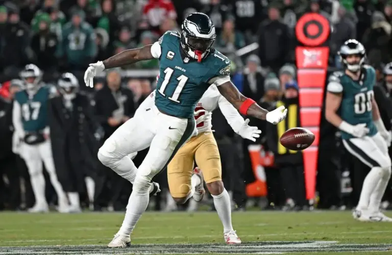 Philadelphia Eagles wide receiver A.J. Brown (11) can't make catch during the fourth quarter against the San Francisco 49ers in an NFC Wild Card Round game at Lincoln Financial Field