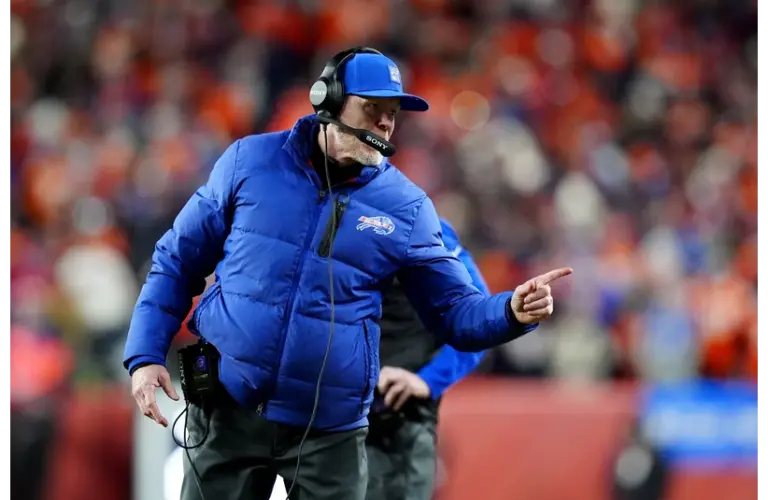 Sean McDermott on the sidelines on Saturday vs Broncos