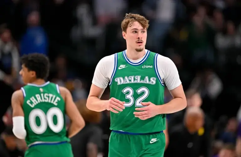 Dallas Mavericks forward Cooper Flagg (32) named to Rising Stars roster.