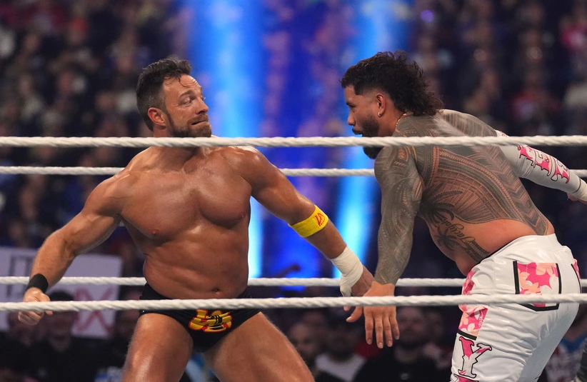 LA Knight wins on Raw.