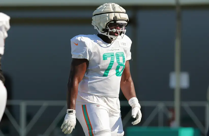 Miami Dolphins guard James Daniels.