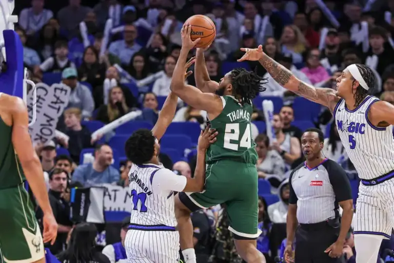 bucks