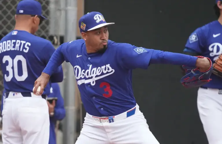 Los Angeles Dodgers pitcher Edwin Diaz throws in the bullpen during spring training camp.