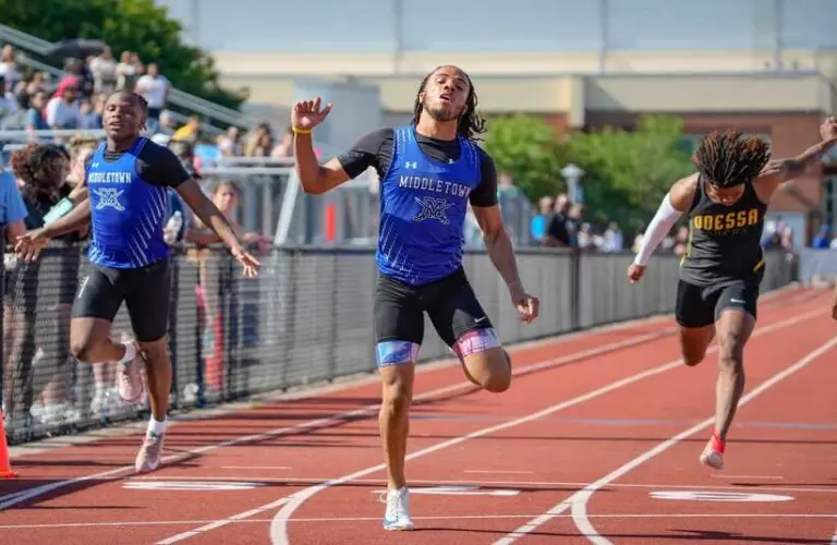 Middletown's Zamir Miller, center, wins the Division I 200 meter race during the DIAA track and field championships at Dover High School on May 17, 2025. Middletown's Messai Maynor, left, finished fourth, and Odessa's Keith Jenerette was seventh