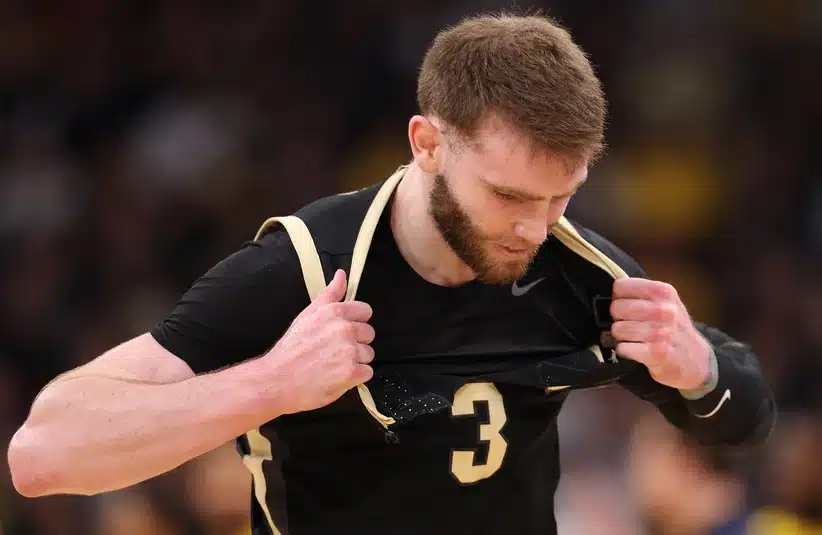 Braden Smith ripping his jersey during the Big Ten Title game.