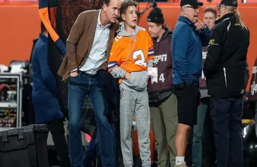 Marshall Manning With Peyton Manning At A Denver Broncos Game