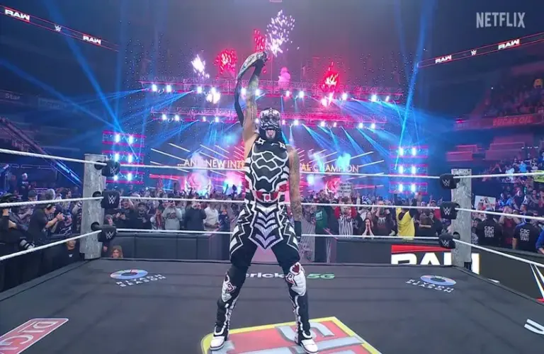 Penta Raises Intercontinental Championship On Raw 3-2-26