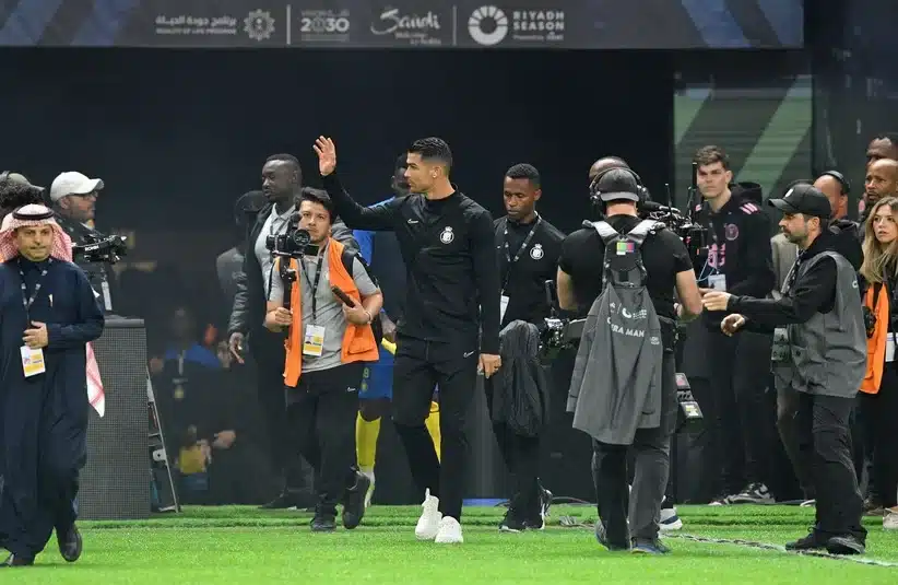Ronaldo walking to the ground
