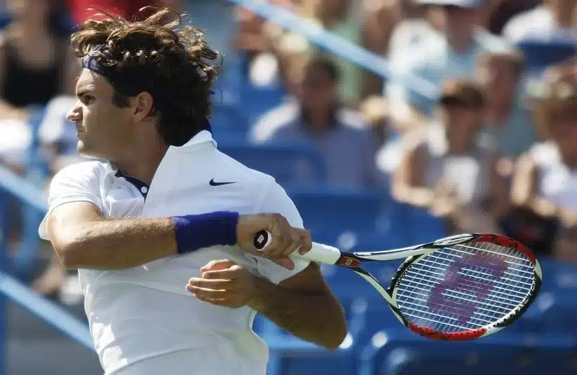 Federer hitting a forehand