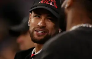 Neymar talking to his mate